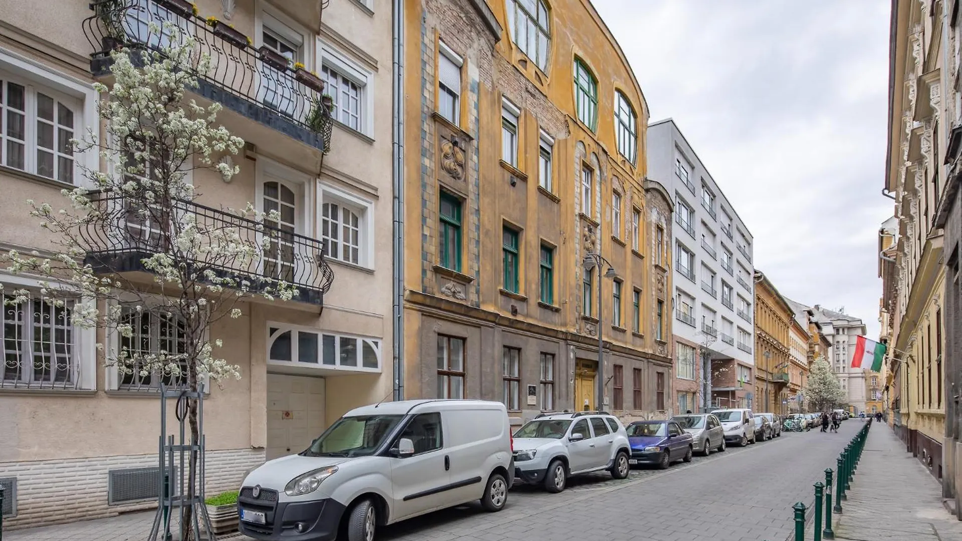 Very Central New Comfy Studio Loft Apartment Budapest
